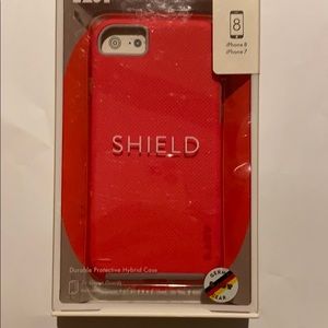 IPhone 8/7 case (with 2 screen protectors)